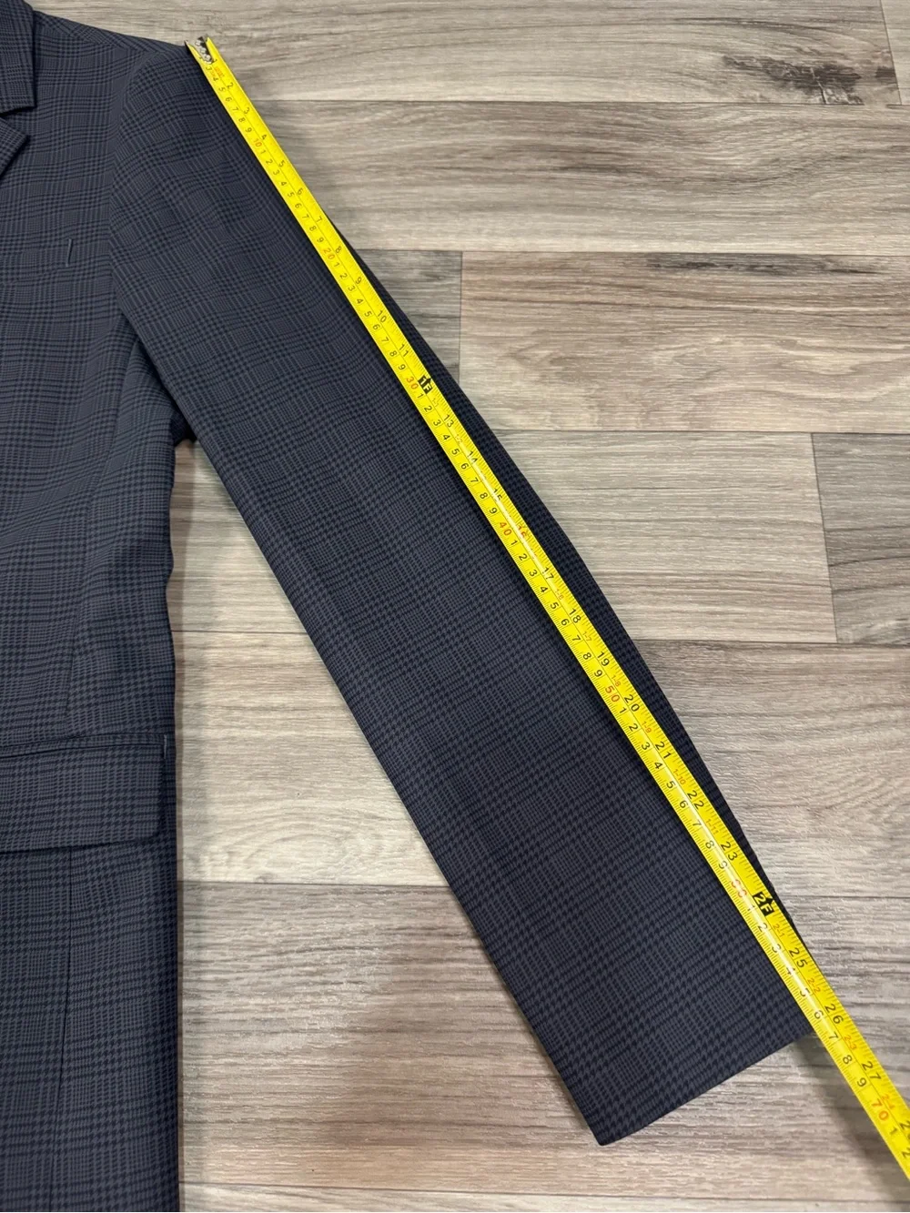 NWT Rhone Men's Commuter Pro Sport Coat in Iron Glen Plaid Size Medium